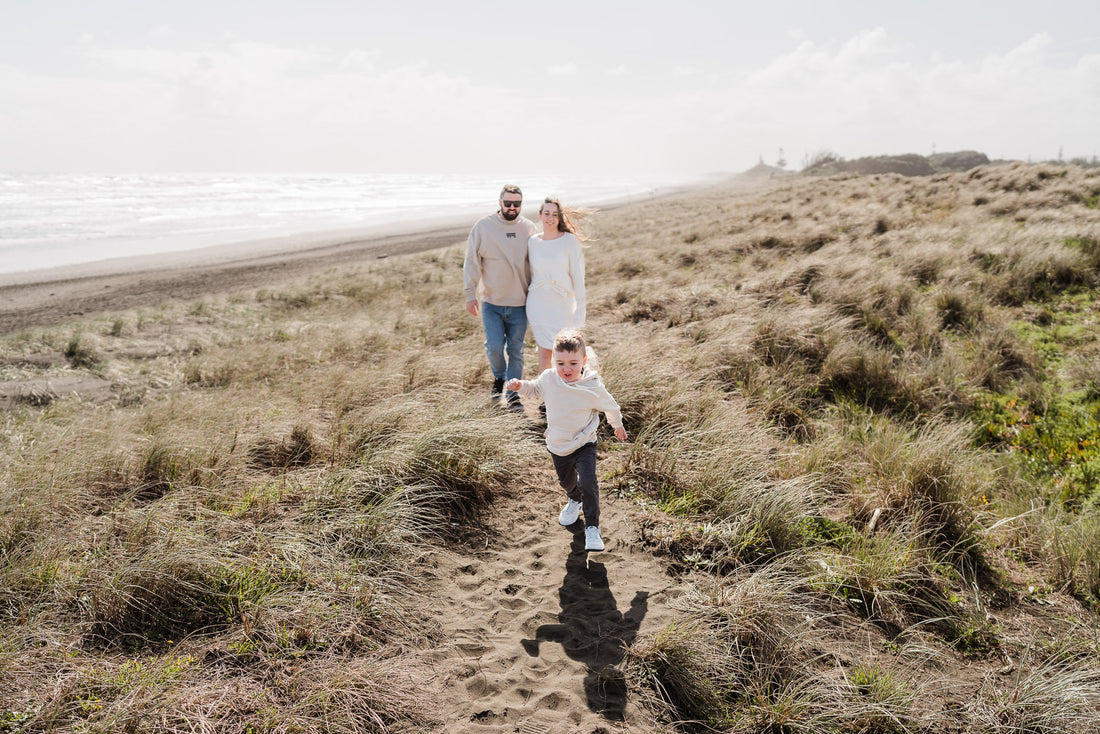 Family Session - Auckland - Muriwai Beach